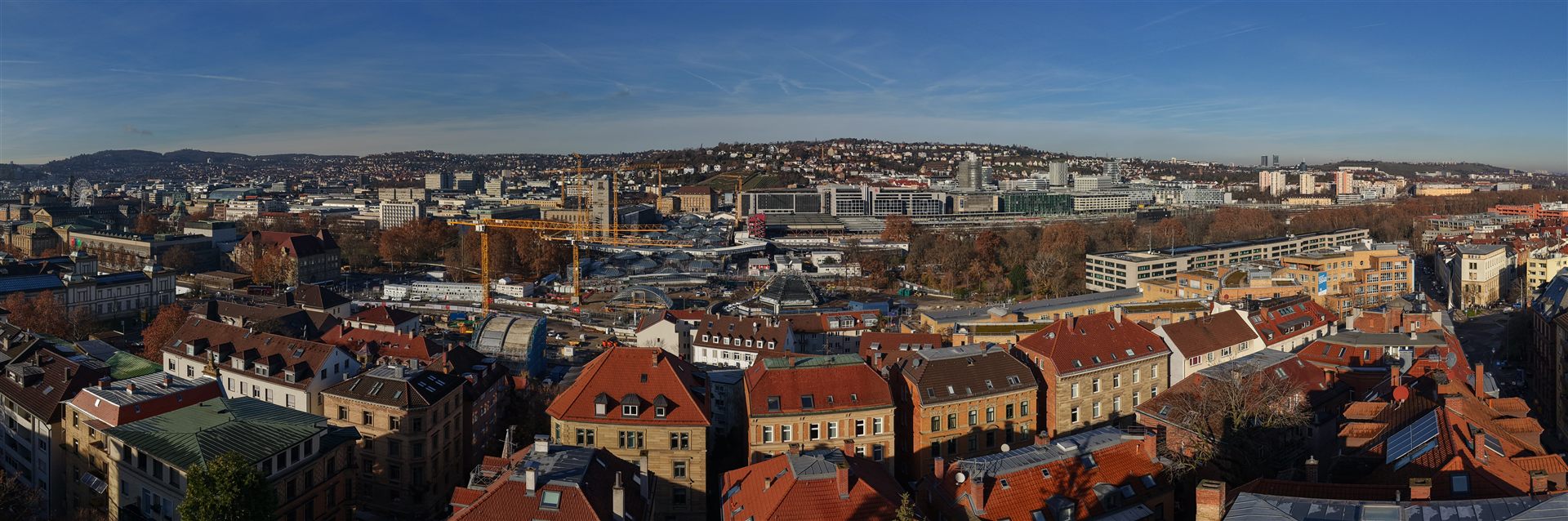 Gebäude und Grundstück aus der Luft